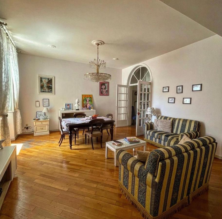 Appartamento Crystal House Roma Esterno foto