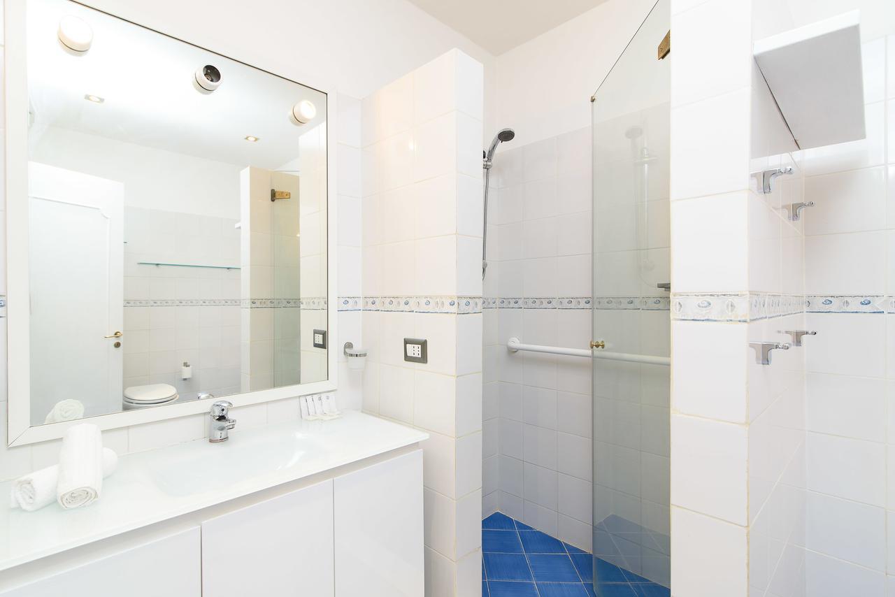 Appartamento Crystal House Roma Esterno foto