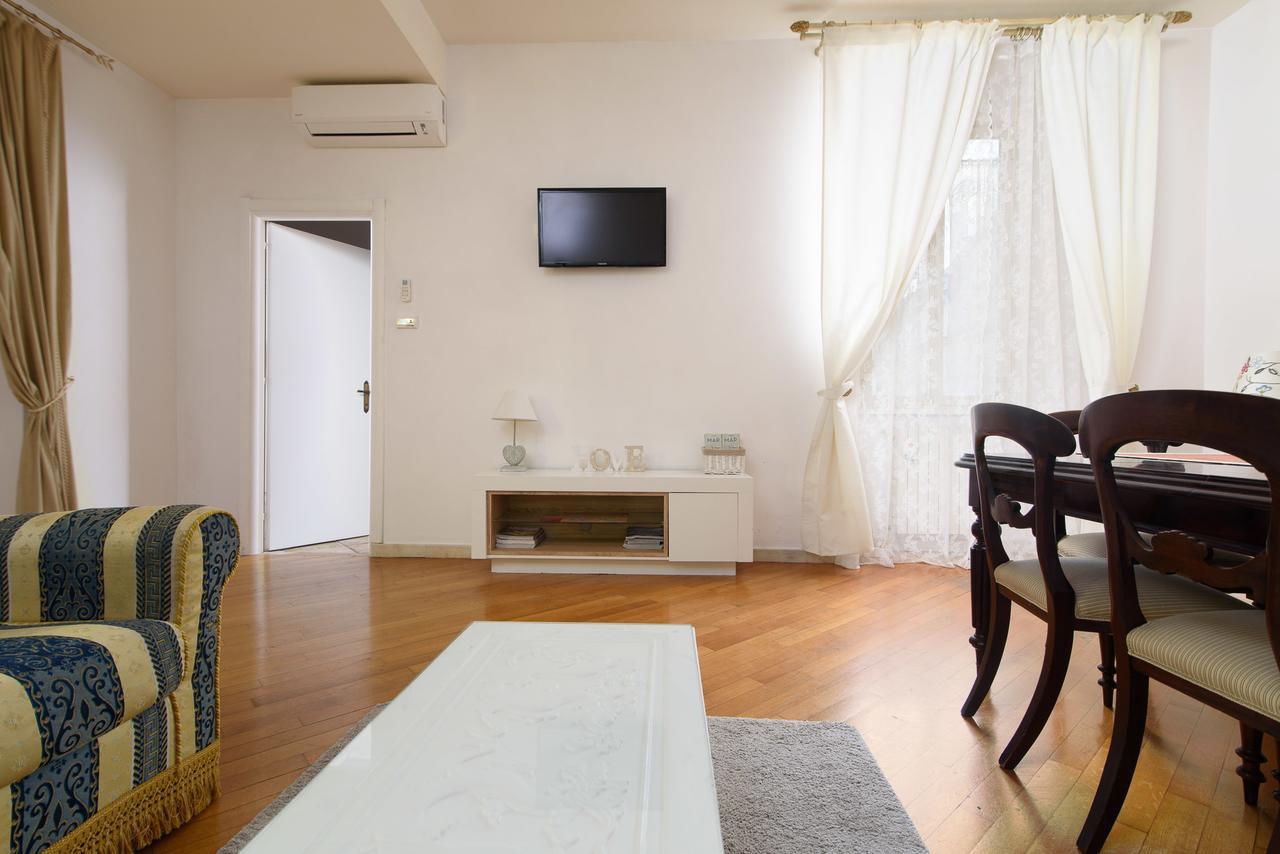 Appartamento Crystal House Roma Esterno foto
